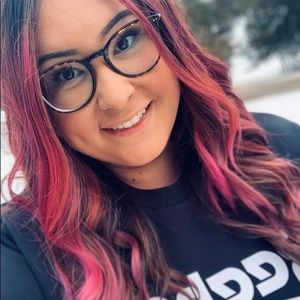 Meet your Posher, Mallory